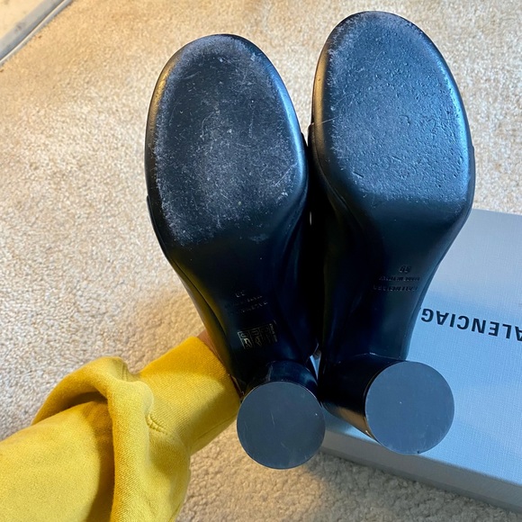 Balenciaga Oval 90mm Mules - Picture 4 of 5